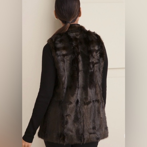 🍂🍁☕️Chico’s Rich Chocolate Brown Faux Fur Vest - Picture 2 of 4